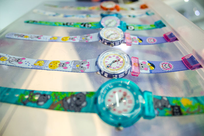 Impariamo l'ora con Flik Flak