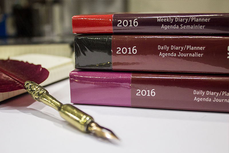 Scusa, controllo il taccuino!