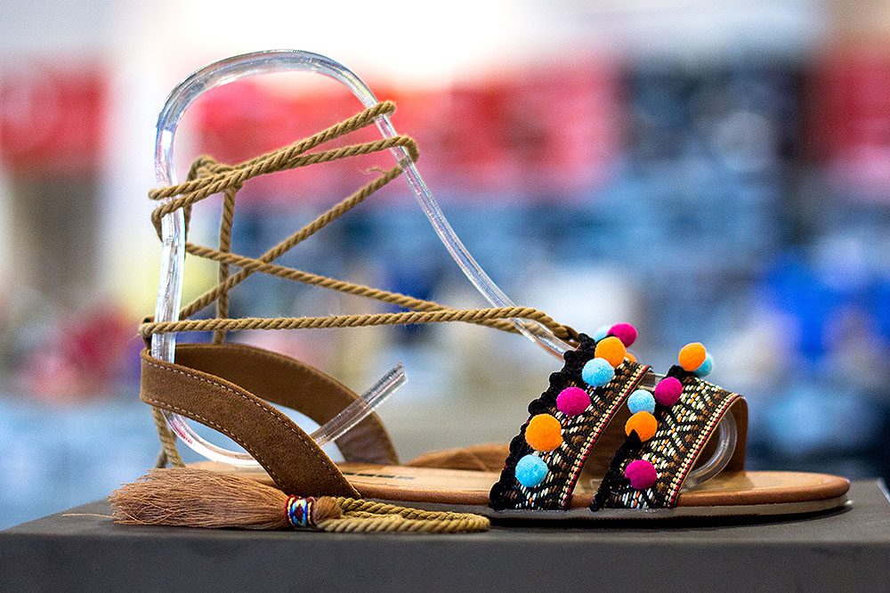 Ci vestivamo alla… schiava