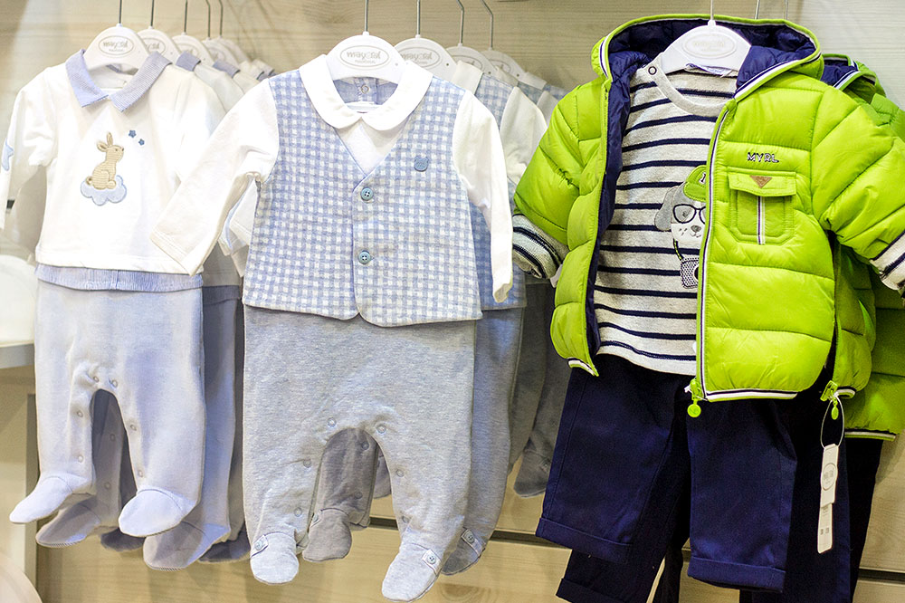 Vestite quel bambino!