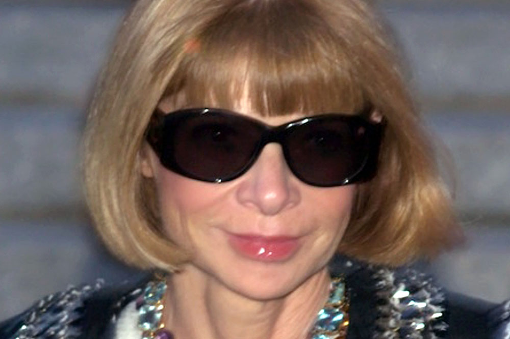 Occhiali da sole al buio: una ricerca spiega il perché