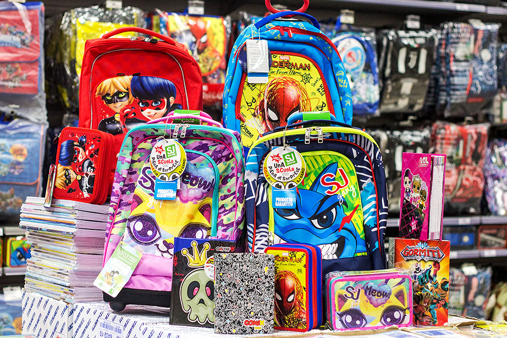 Scuola, chi prima compra, meglio spende